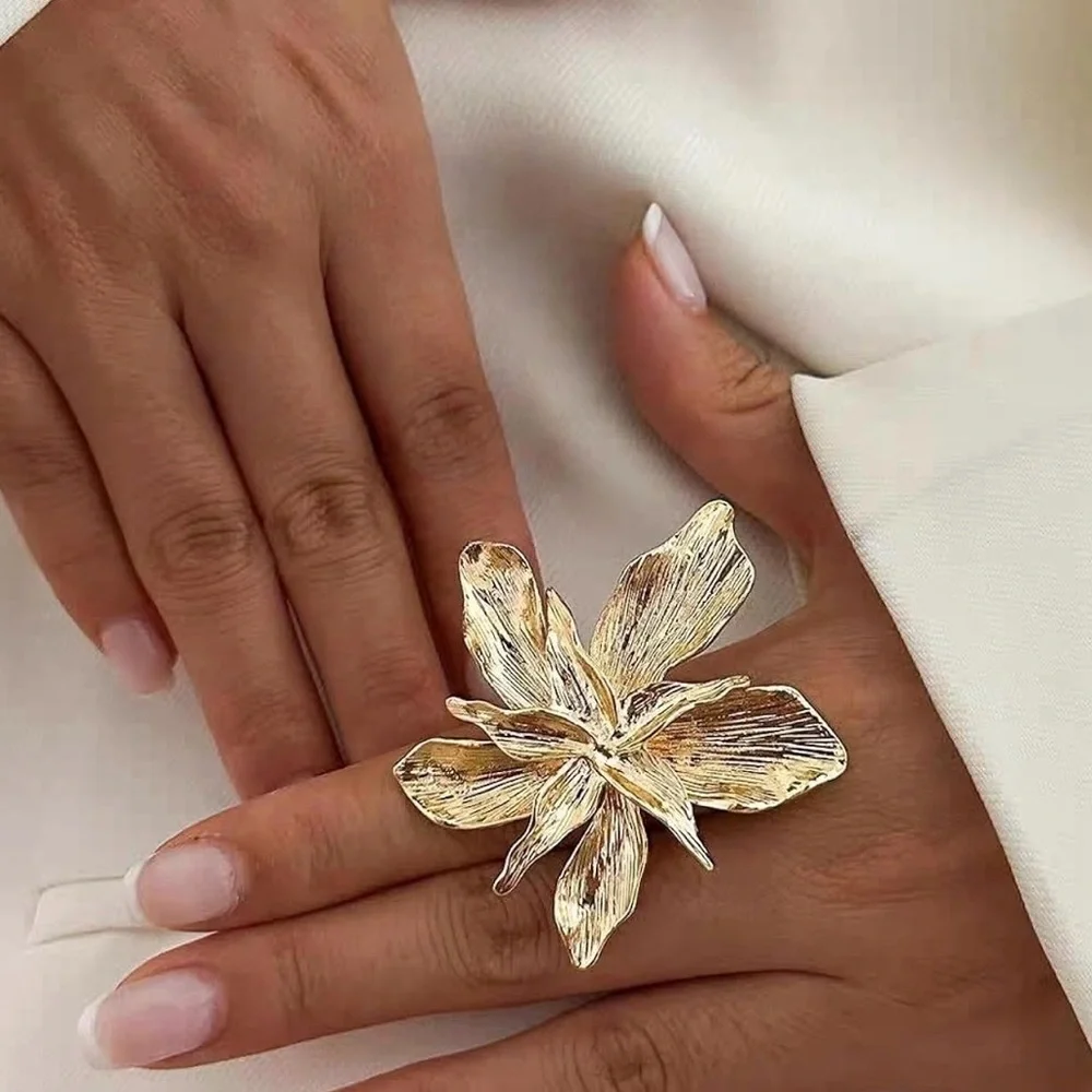 Elegant Gold Floral Ring Adjustable Oversized Statement‎ Ring Elegant Luxury